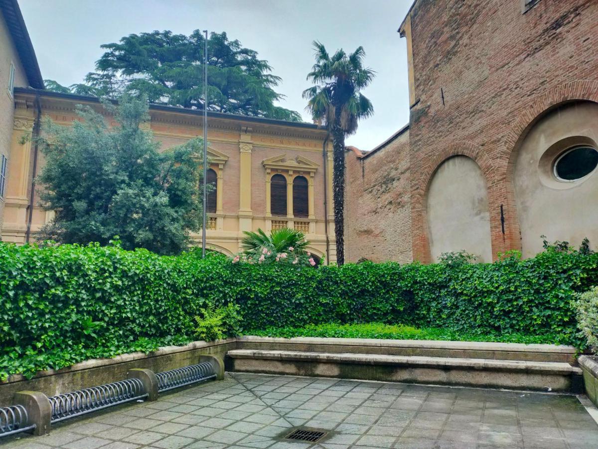 Ca' Spadoni, Centro Storico, Piano Terra, Ingresso Indipendente, Teatro, Parcheggio, อิโมลา ภายนอก รูปภาพ