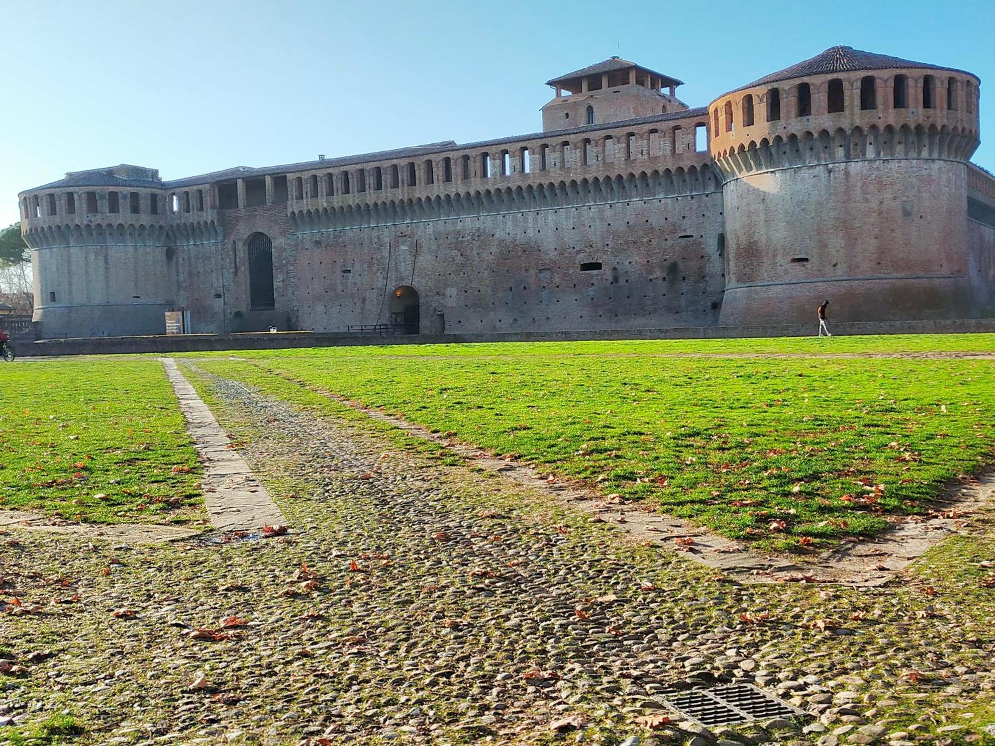 Ca' Spadoni, Centro Storico, Piano Terra, Ingresso Indipendente, Teatro, Parcheggio, อิโมลา ภายนอก รูปภาพ